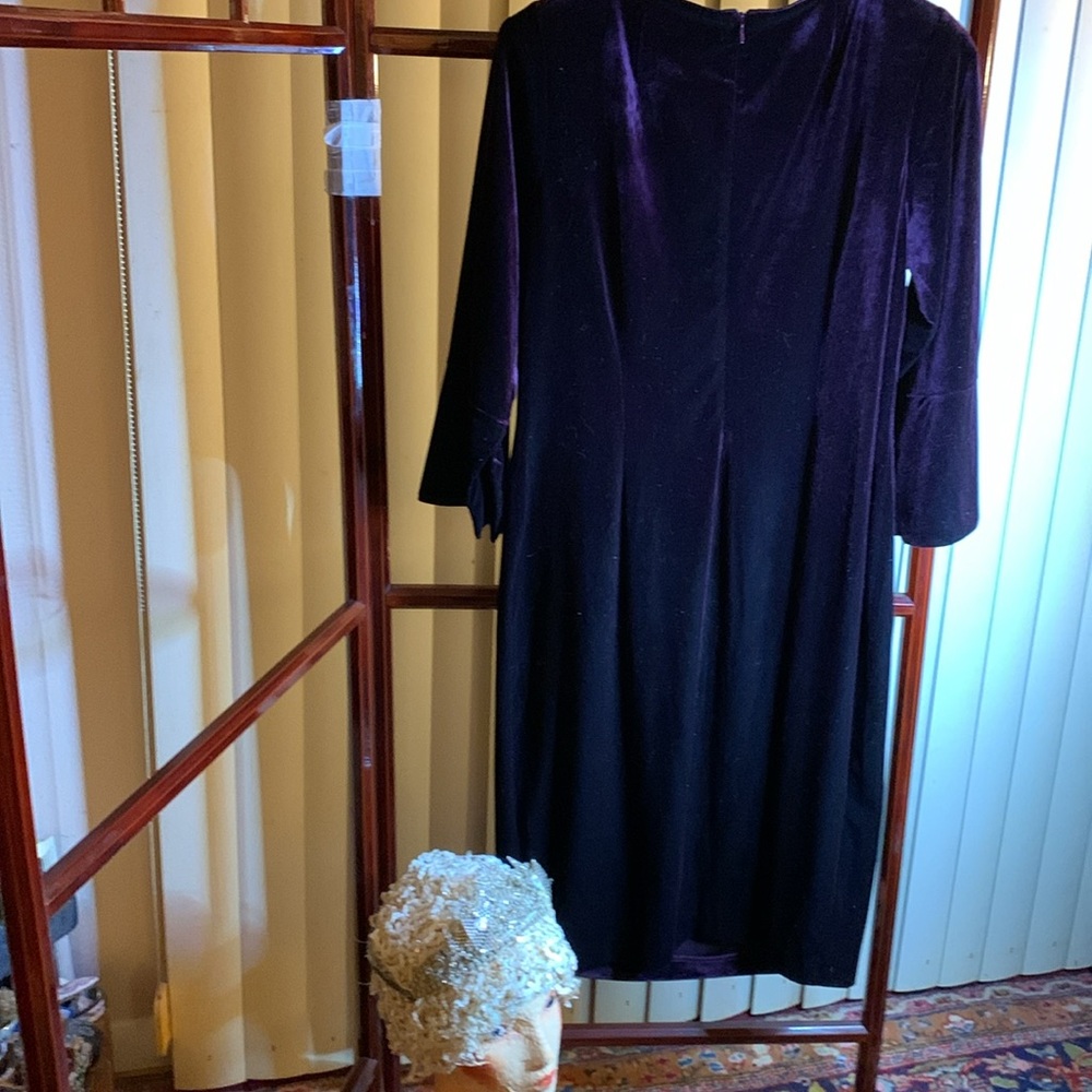 NWT CALVIN KLEIN Velvet Dress - Picture 3 of 5